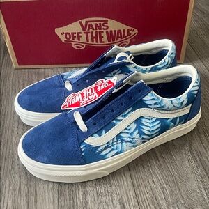 Vans - Unisex Suede Sneakers